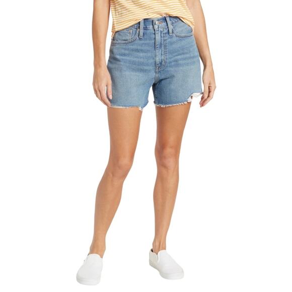 Madewell Pants - Madewell The Mom Cut Off Jeans Short Size 22 W